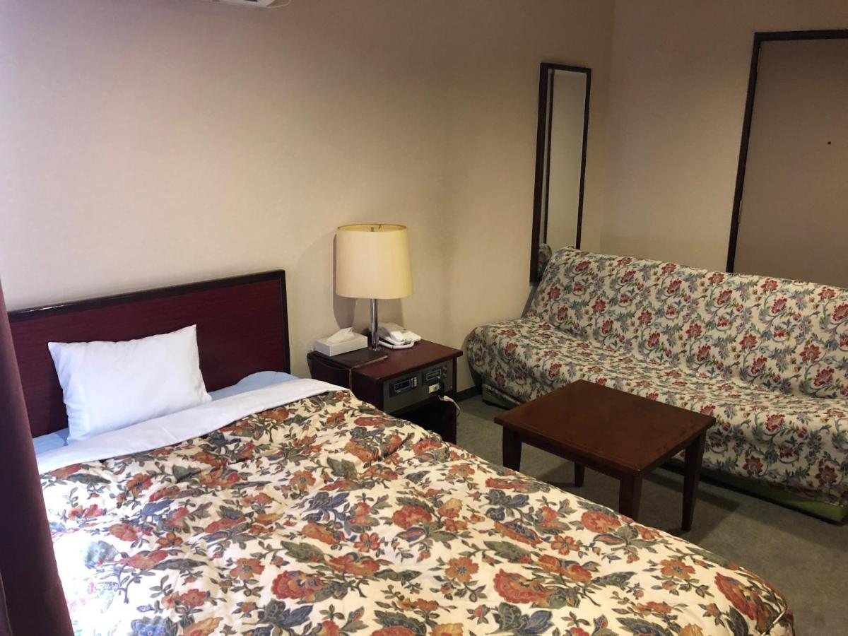 Business Hotel Miyako - Vacation Stay 33023V Sunan Kültér fotó